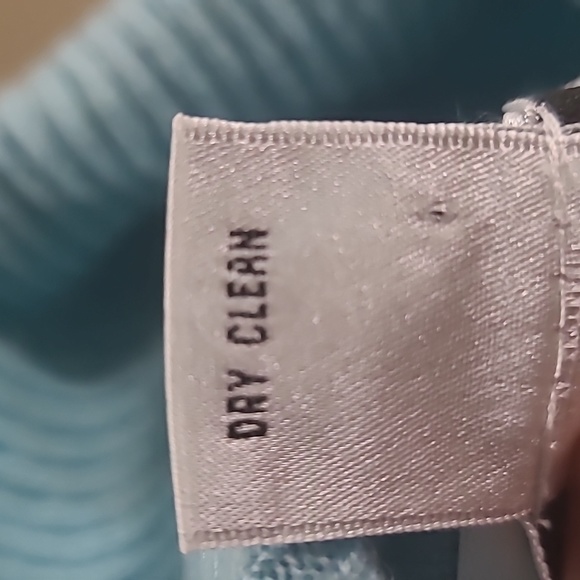 100% Cashmere Turtleneck Sweater Light Blue - Picture 7 of 7